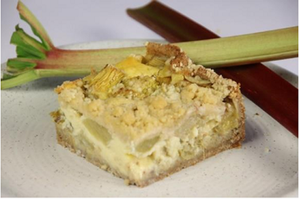 Produktfoto zu Rhabarberkuchen, 8er (eckig) - Bio-Backhaus Wüst