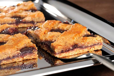 Produktfoto zu Linzerschnitte Mandel-Kirsch - SteinofenBäcker