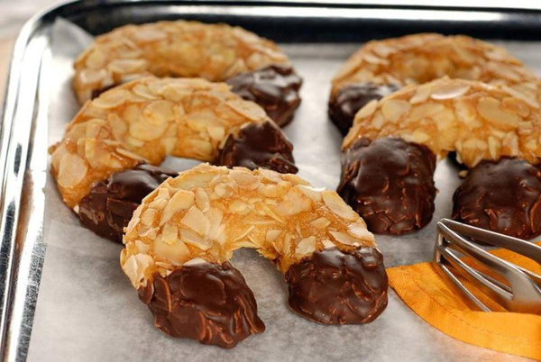 Produktfoto zu Mandelhörnchen - SteinofenBäcker